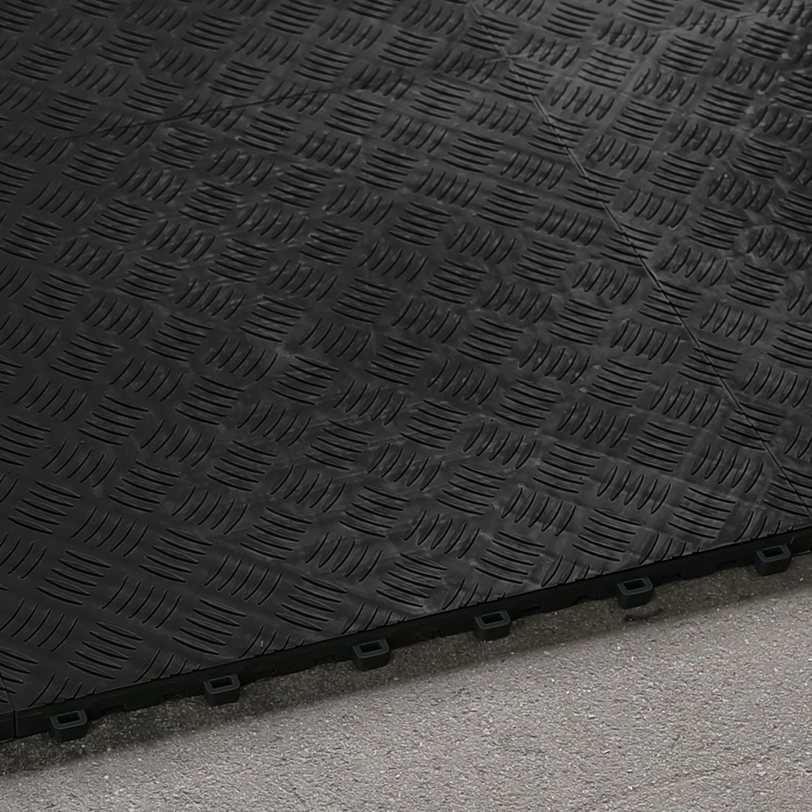 Klickfliesen Set – Werkstattboden im Riffelblech-Look, 15,68 m² (2,80 x 5,60 m, 98 Stück)