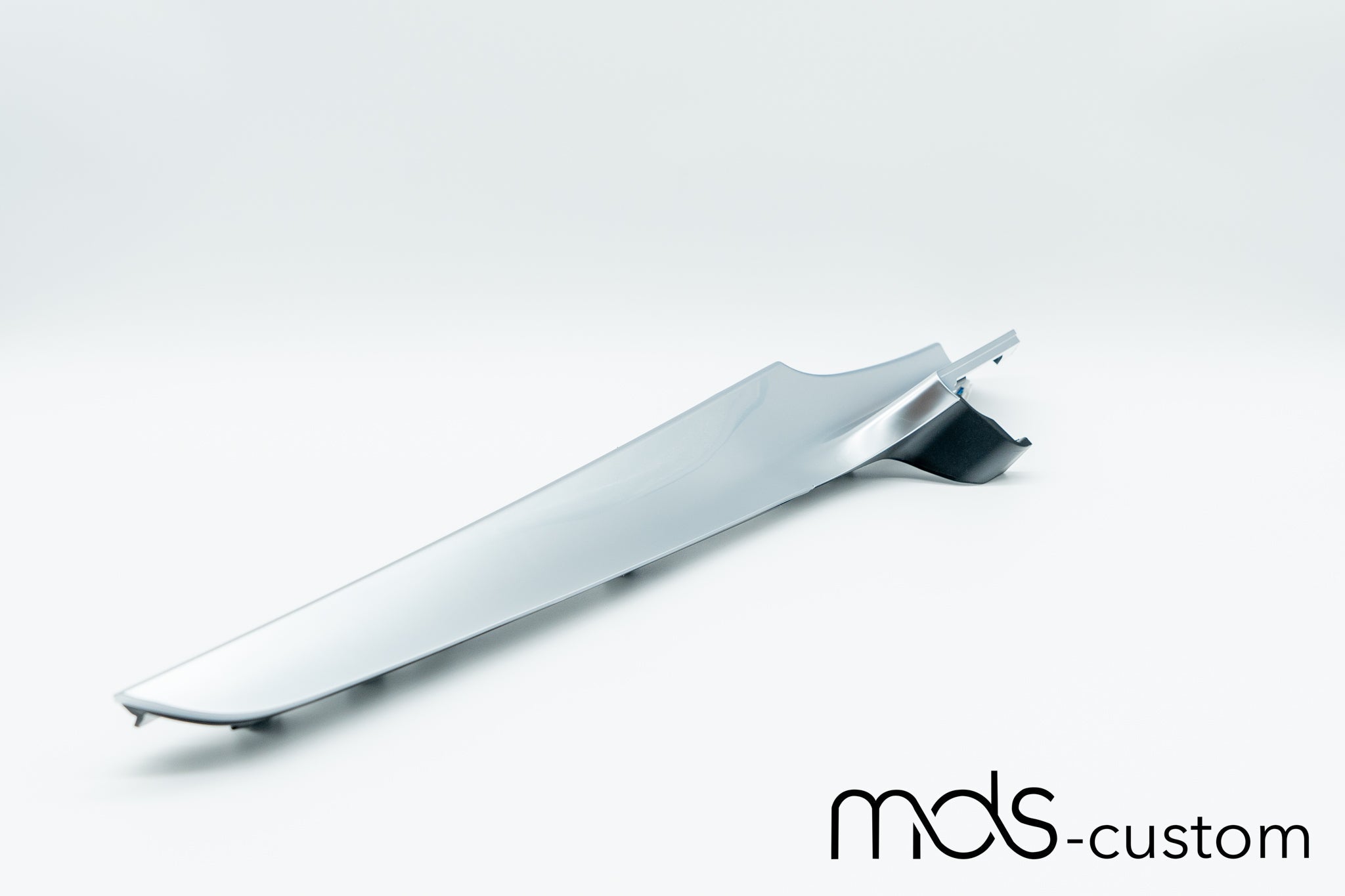 Mercedes W205 Beifahrerleiste mit Ambientebeleuchtung – Nachrüstsatz für Mercedes C-Klasse