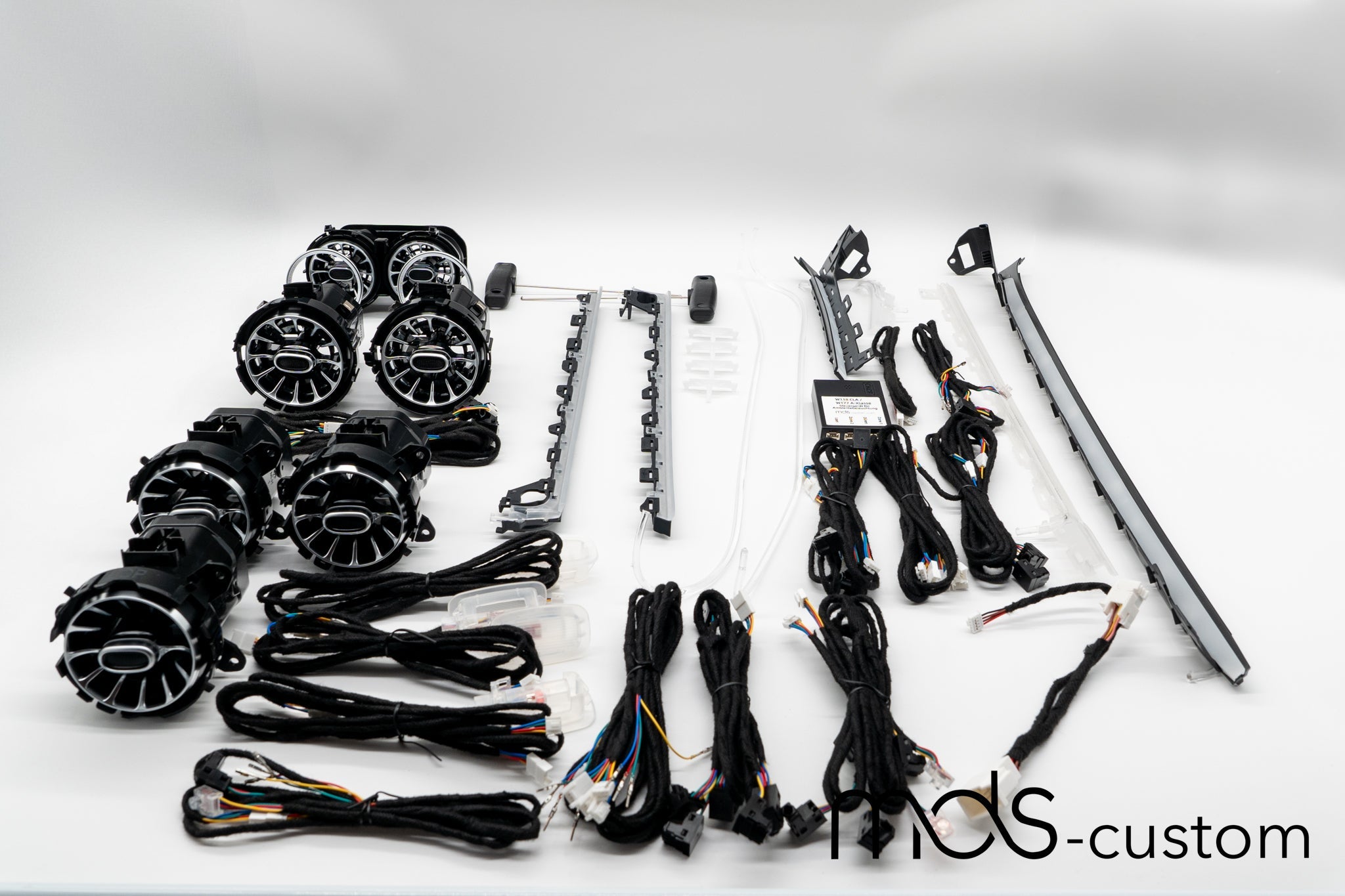 Mercedes CLA W118 Ambientebeleuchtung Nachrüst-Set | 0-64 Farben